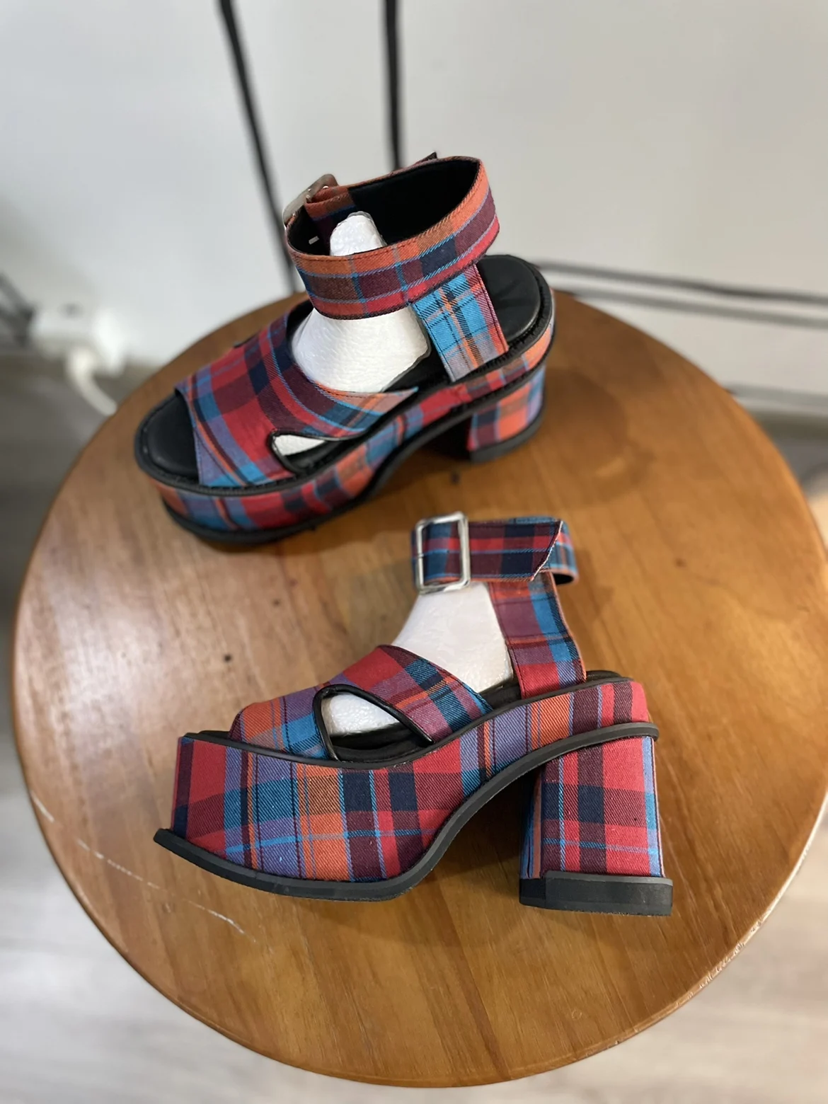 Platform Plaid Buckle Strap Sa - Women'S Fashion Show 评论和价格