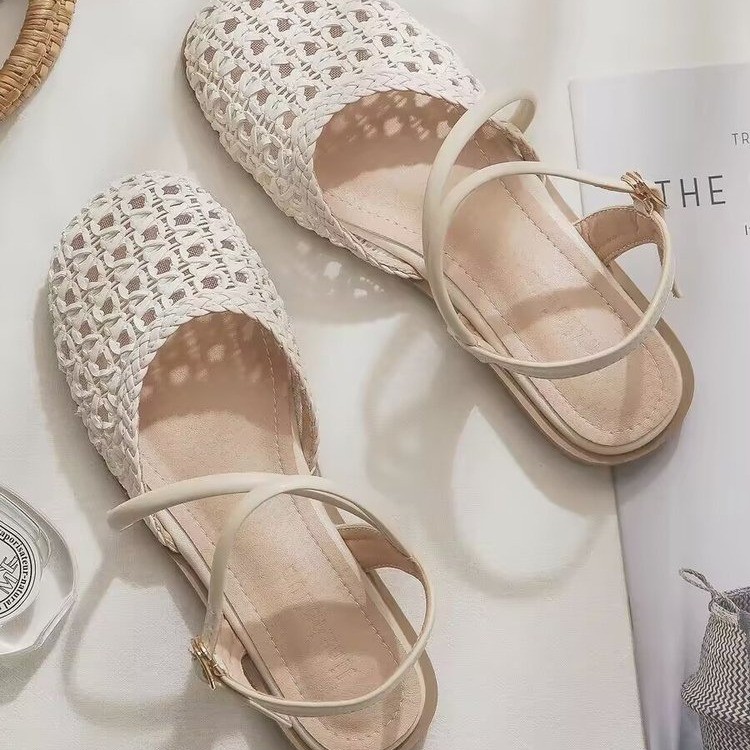 French-style Closed-toe Sandal - Women Fashion Outfits 评论和价格